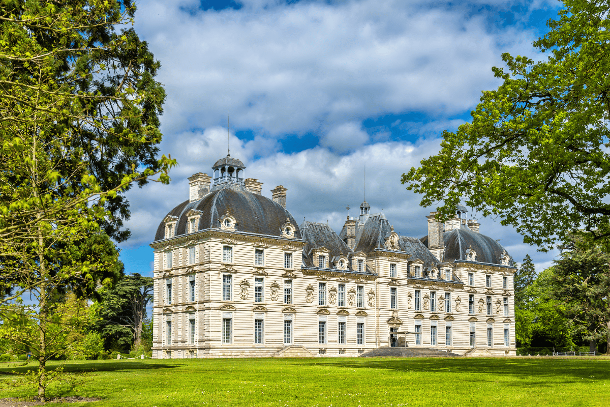 CASTILLOS DEL VALLE DE LOIRA DESDE PARÍS