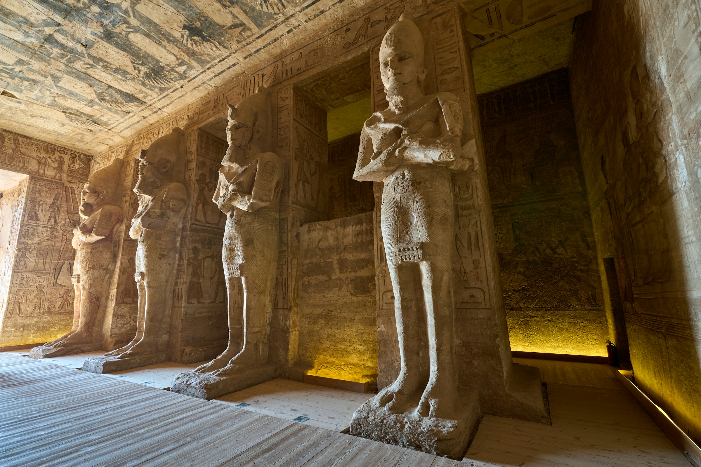 ESCAPADA ABU SIMBEL