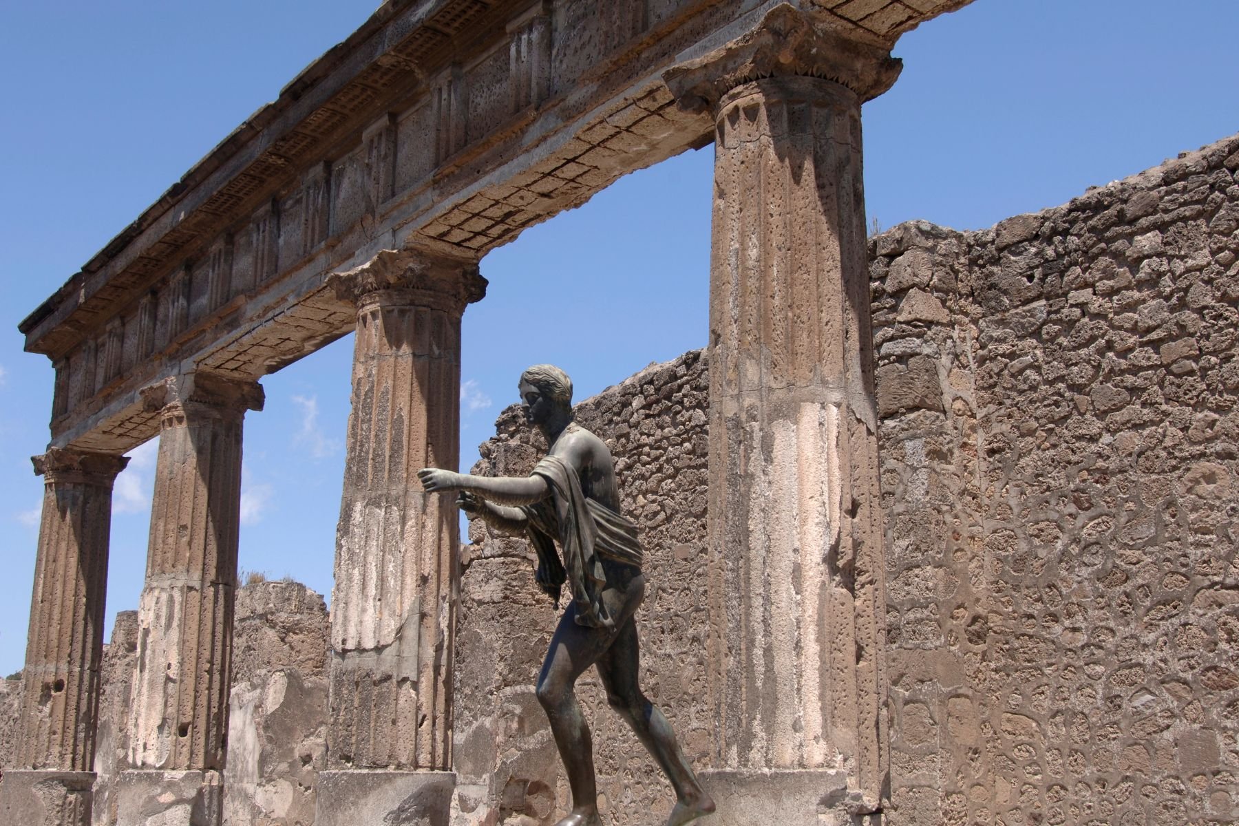 SORRENTO AND ANCIENT POMPEII FROM ROME
