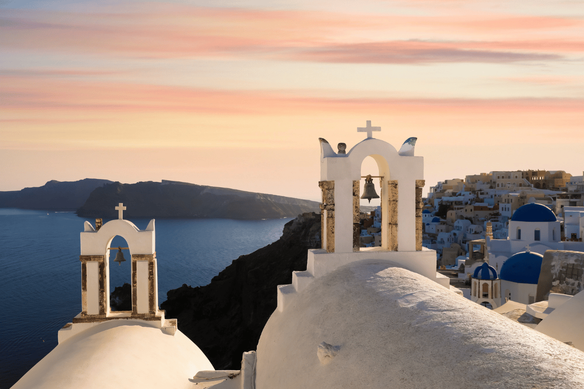 DAY-CRUISE TO SANTORINI FROM HERAKLION