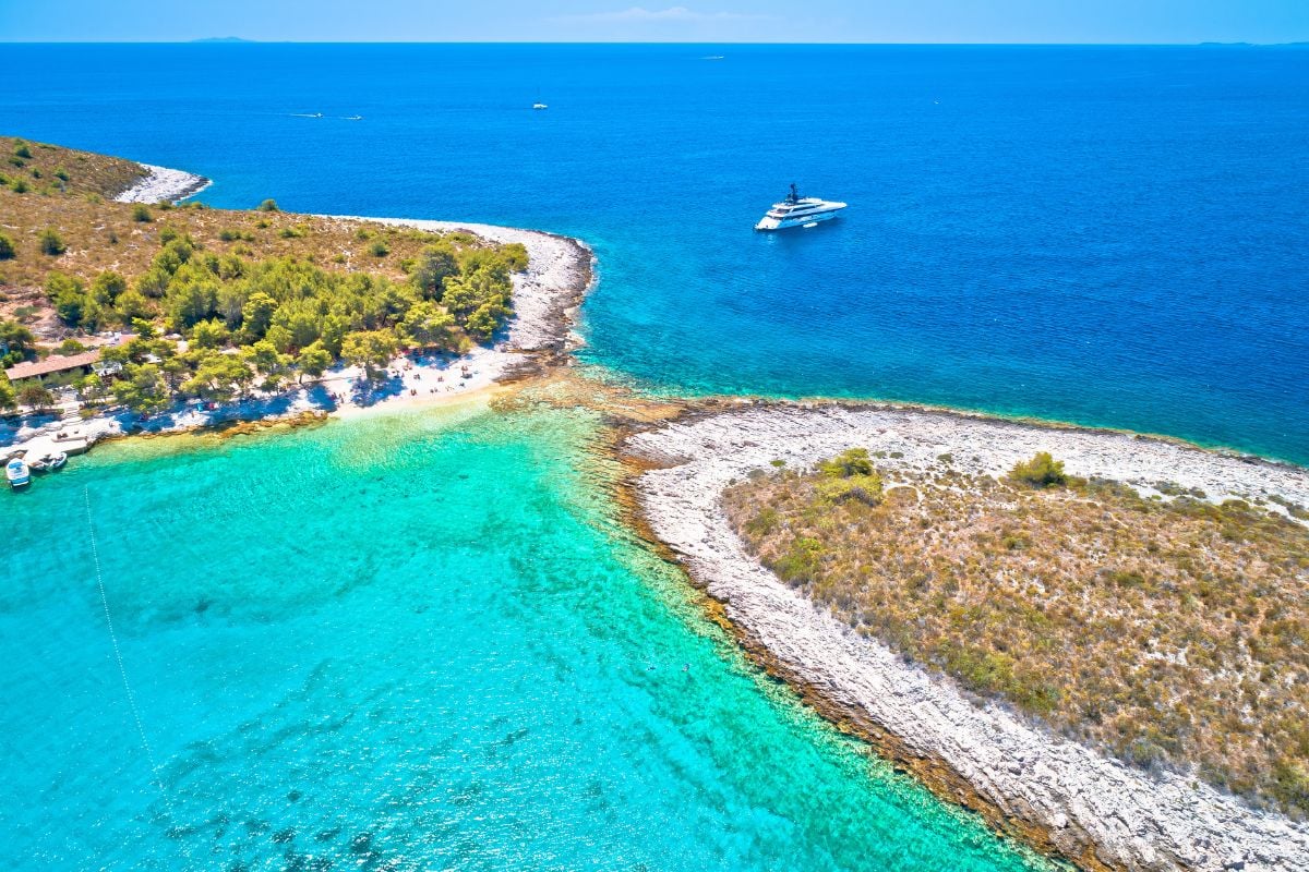 NAVEGACIÓN A PAKLENI DESDE HVAR
