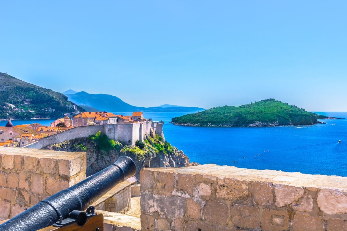 IMPERIAL CITIES AND CROATIA BY TRAIN