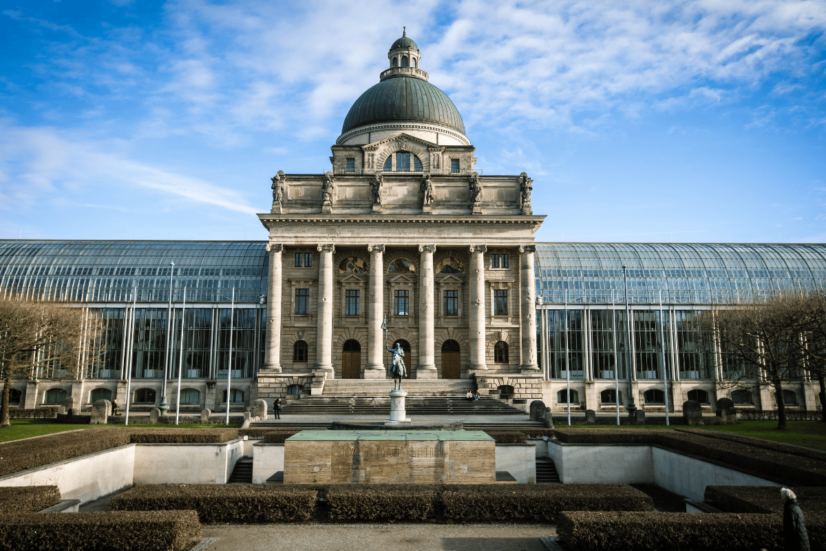 EUROPA CENTRAL: DE PARÍS A FRANKFURT