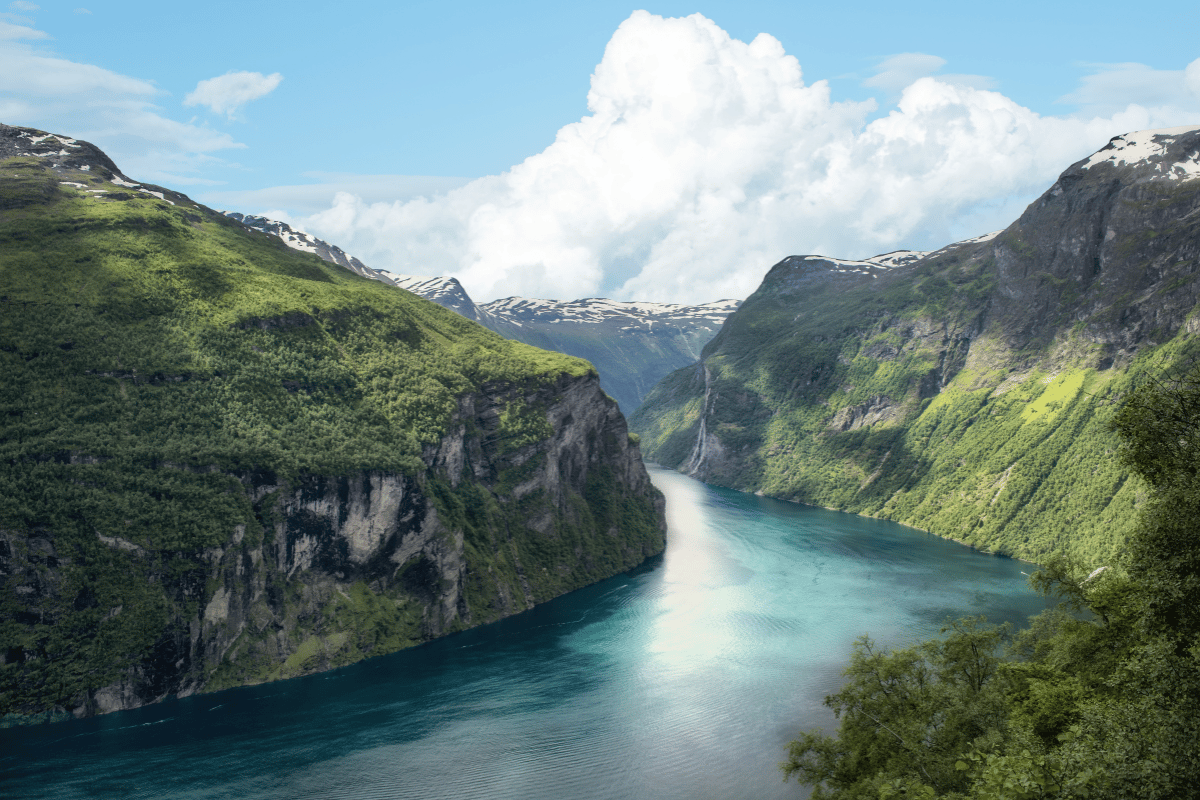 NORDIC ROUTE: POLAND AND THE FJORDS