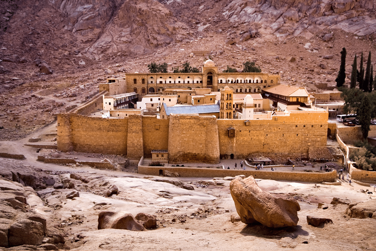 CAIROTA Y MONTE SINAÍ