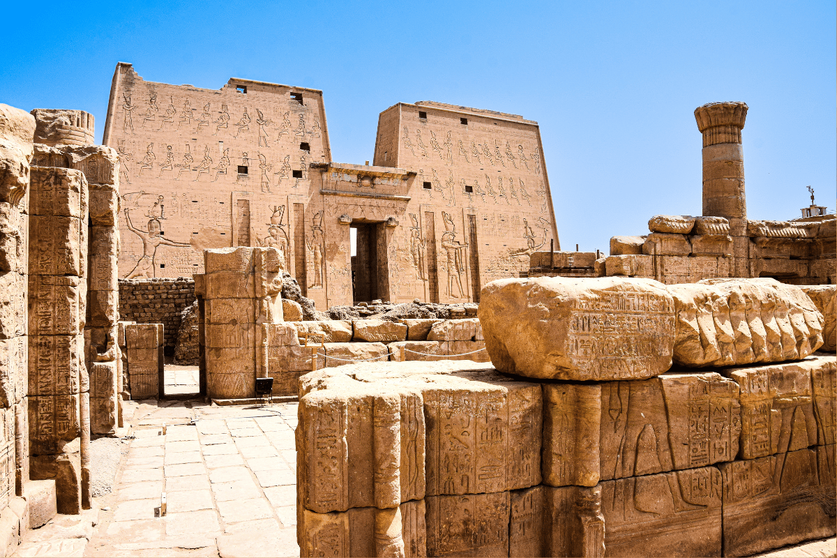 PHARAOHS & BERBERS