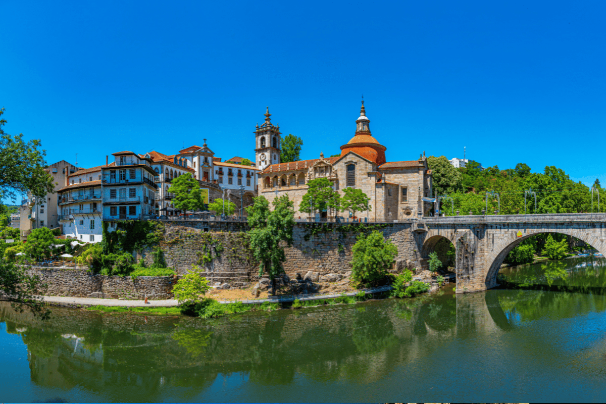 DOURO VALLEY WITH CRUISE & WINE TASTING