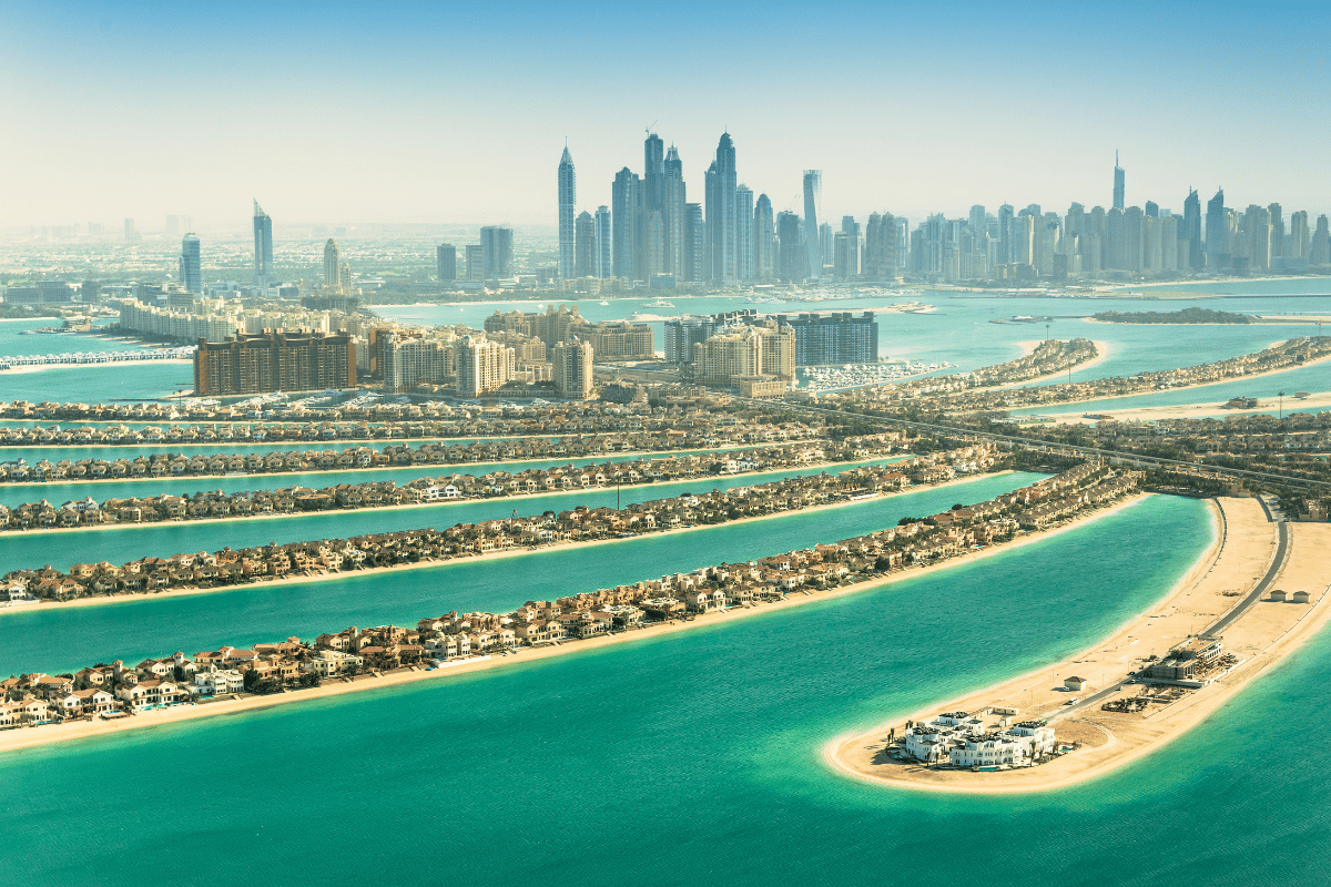 RAÍCES DE EMIRATOS Y JORDANIA