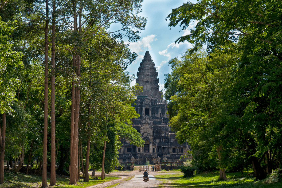 MISTERIOS DE CAMBOYA