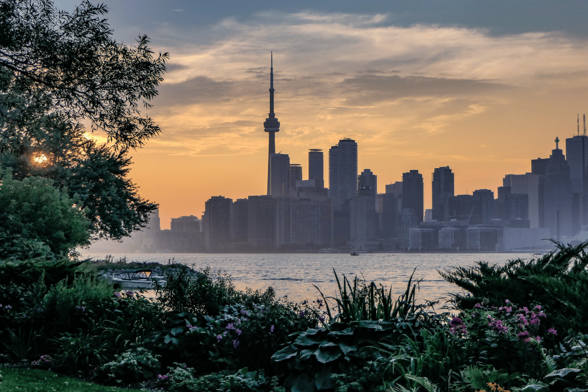 EASTERN CANADA & USA DISCOVERY