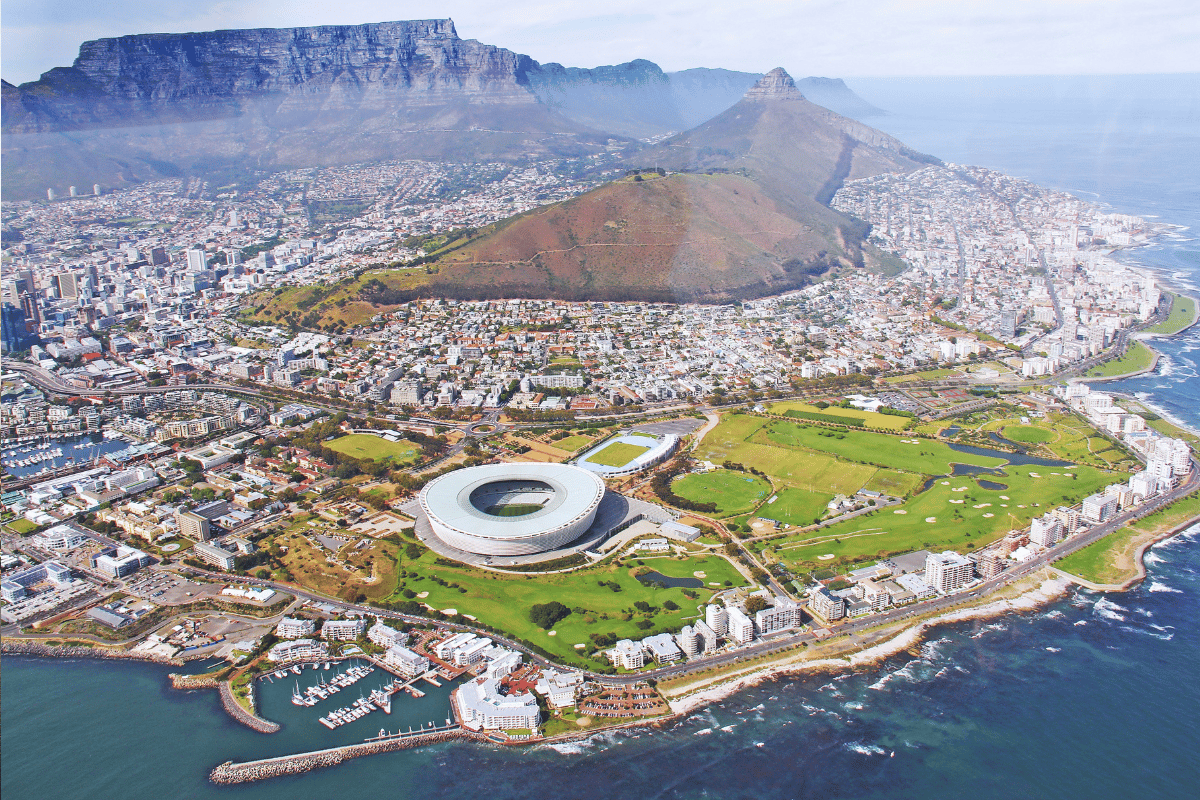 SOUTH AFRICA: CAPE TOWN & KRUGER SAFARIS