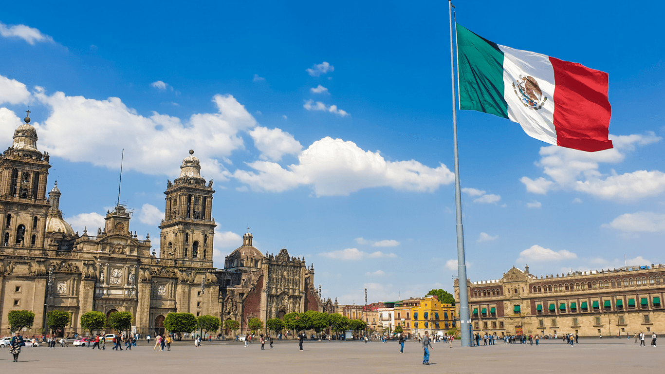MEXICO CITY & CANCUN